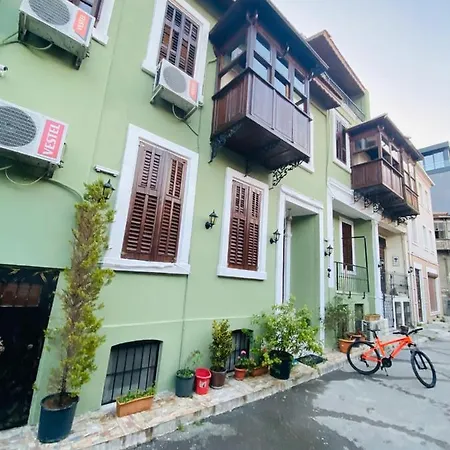 Maya Ve Cafe Apart Otel İzmir