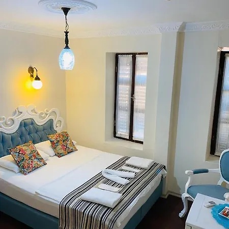 Apart Otel Maya Ve Cafe *