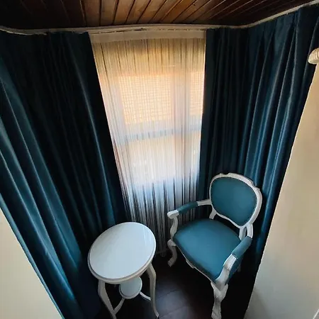 Maya Ve Cafe Aparthotel *
